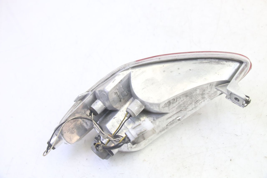 photo de LEFT TAIL LIGHT PIAGGIO MP3 RL 250 (2007 - 2010)