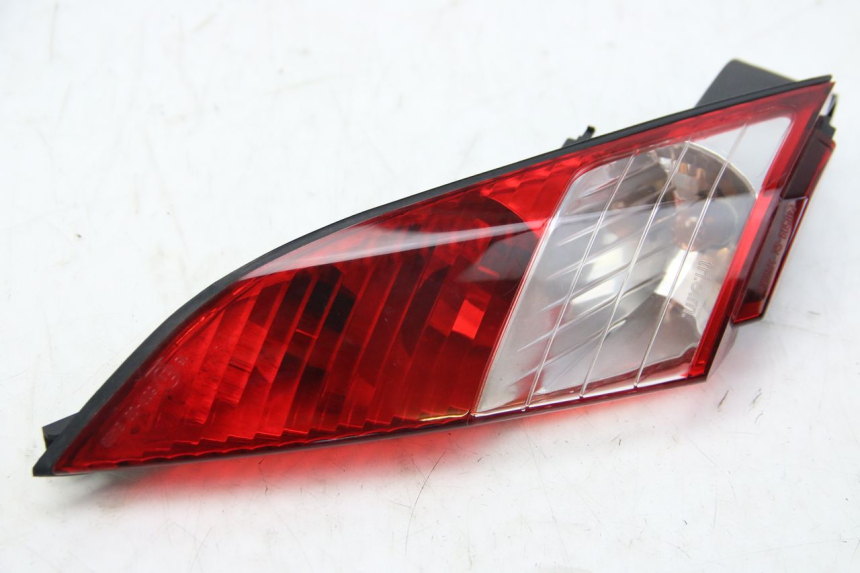 photo de LEFT REAR LIGHT PEUGEOT SATELIS 125 (2006 - 2009)