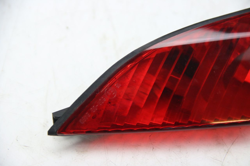 photo de LEFT REAR LIGHT PEUGEOT SATELIS 125 (2006 - 2009)