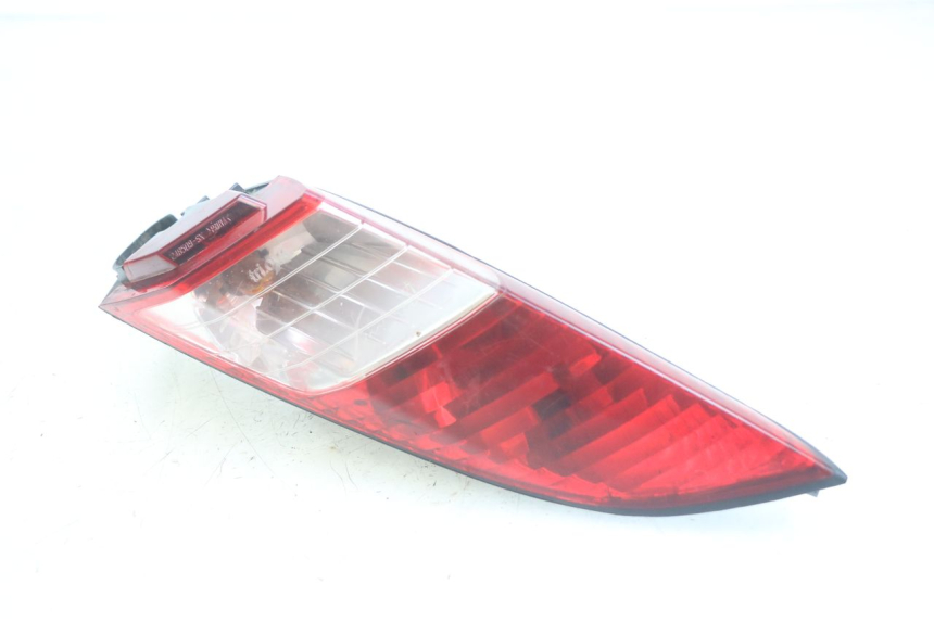 photo de LEFT REAR LIGHT PEUGEOT SATELIS 125 (2010 - 2012)