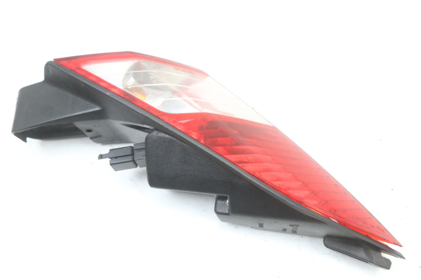 photo de LEFT REAR LIGHT PEUGEOT SATELIS 125 (2010 - 2012)