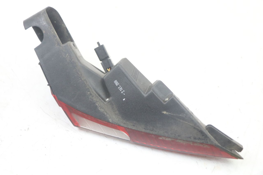 photo de LEFT REAR LIGHT PEUGEOT SATELIS 125 (2006 - 2009)