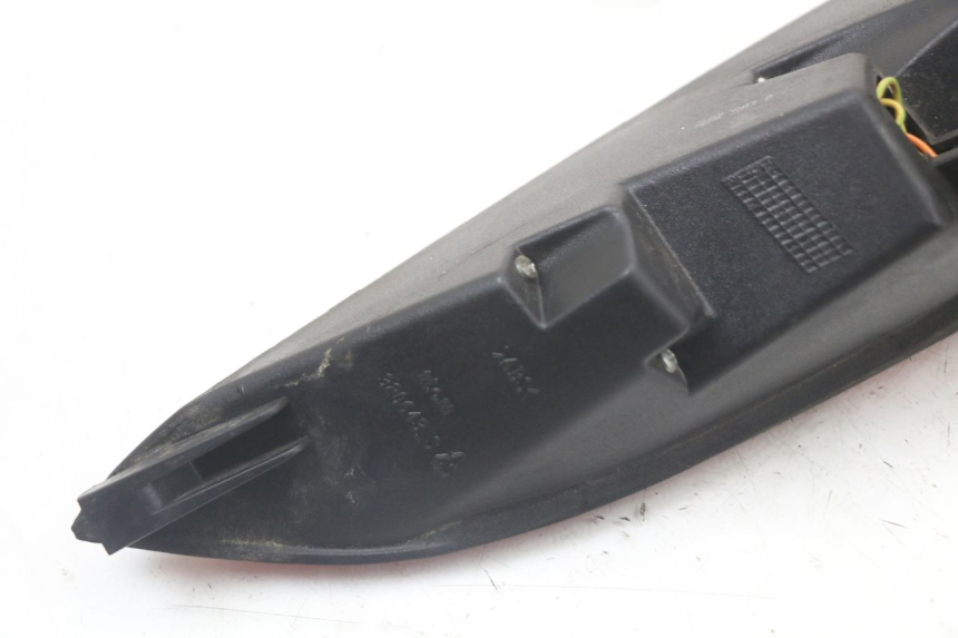 photo de LEFT REAR LIGHT PEUGEOT SATELIS 125 (2010 - 2012)