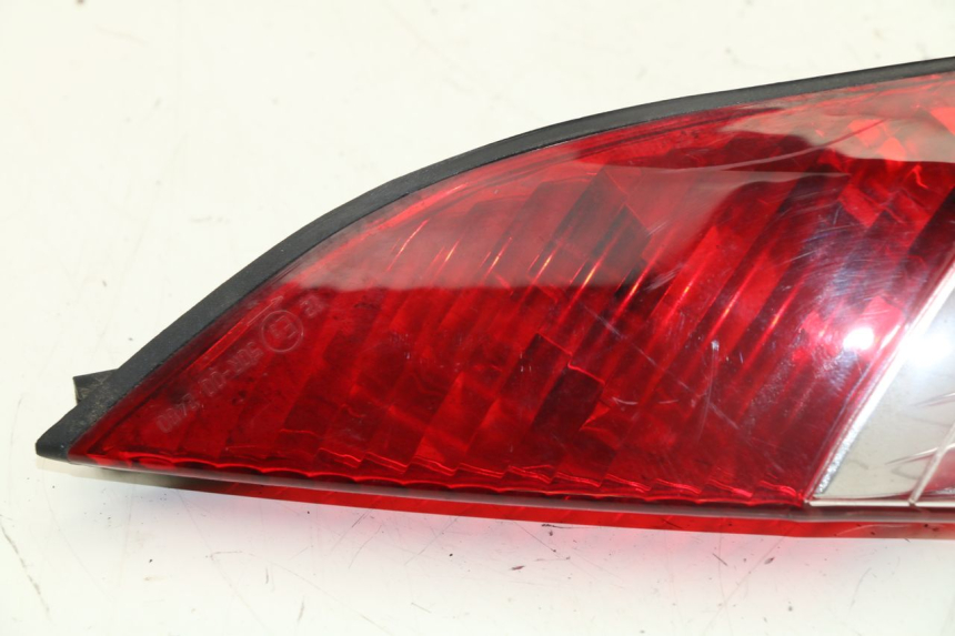 photo de LEFT REAR LIGHT PEUGEOT SATELIS 125 (2010 - 2012)