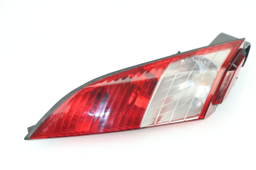 photo de LEFT REAR LIGHT PEUGEOT SATELIS 125 (2006 - 2009)