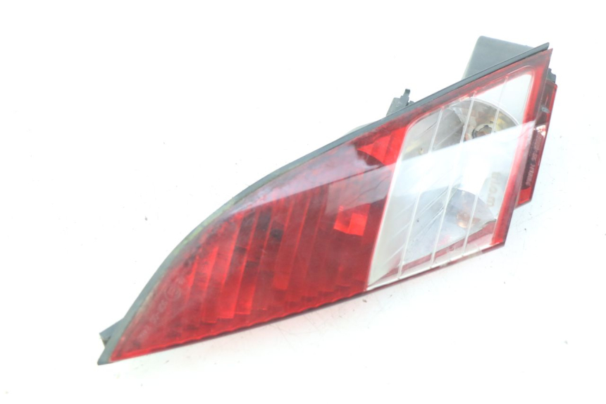 photo de LEFT REAR LIGHT PEUGEOT SATELIS COMPRESSOR K15 125 (2006 - 2009)