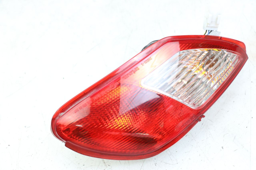 photo de LEFT REAR LIGHT PIAGGIO MP3 LT 400 (2007 - 2012)