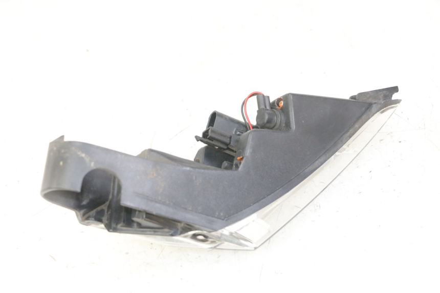 photo de LEFT TAIL LIGHT PEUGEOT SATELIS 125 (2013 - 2018)