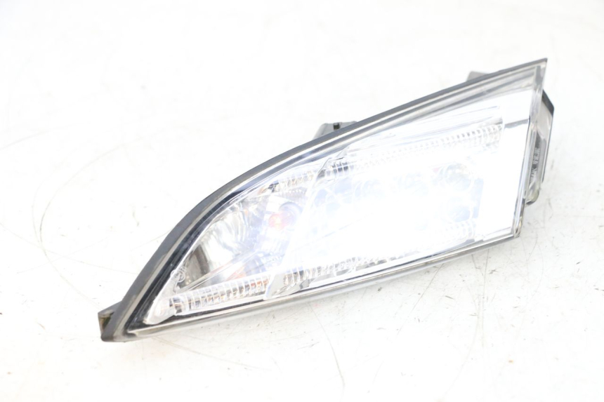 photo de LEFT TAIL LIGHT PEUGEOT SATELIS 125 (2013 - 2018) - Checked used part