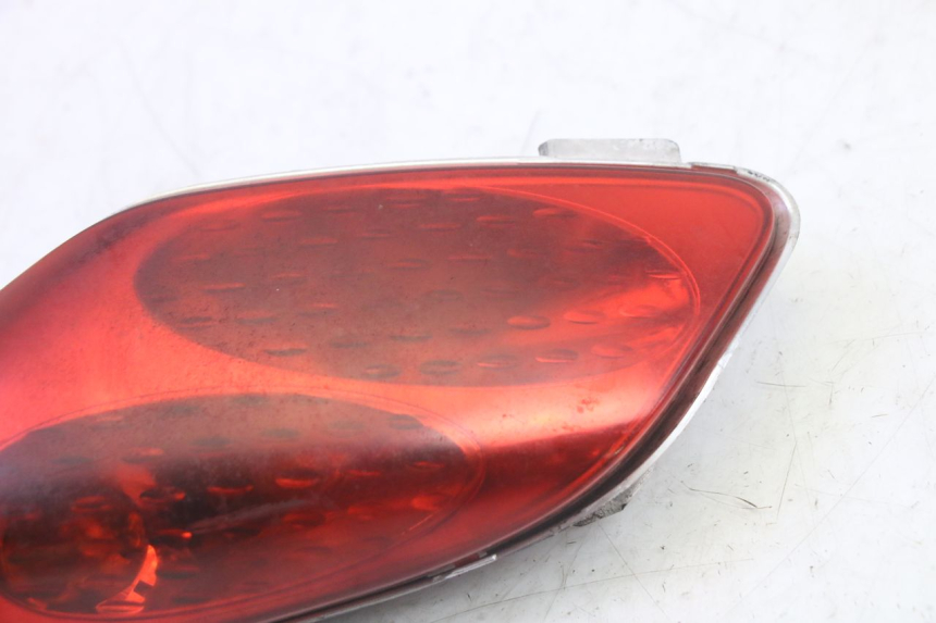 photo de LEFT REAR LIGHT YAMAHA X-MAX XMAX 250 (2006 - 2009)