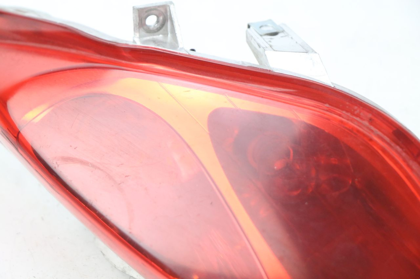 photo de LEFT REAR LIGHT YAMAHA X-MAX XMAX 125 (2010 - 2014)