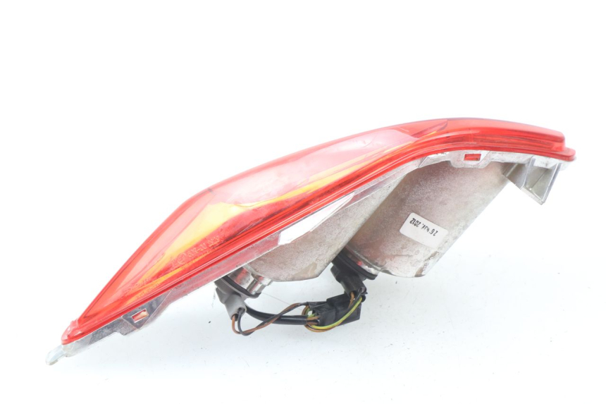 photo de LEFT REAR LIGHT YAMAHA X-MAX XMAX 125 (2010 - 2014)