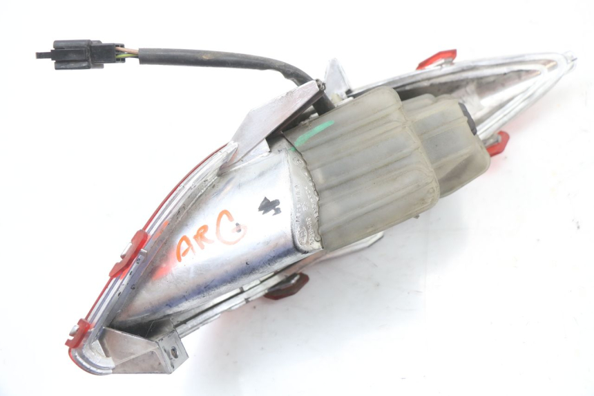 photo de LEFT REAR LIGHT YAMAHA X-MAX XMAX 125 (2010 - 2014)