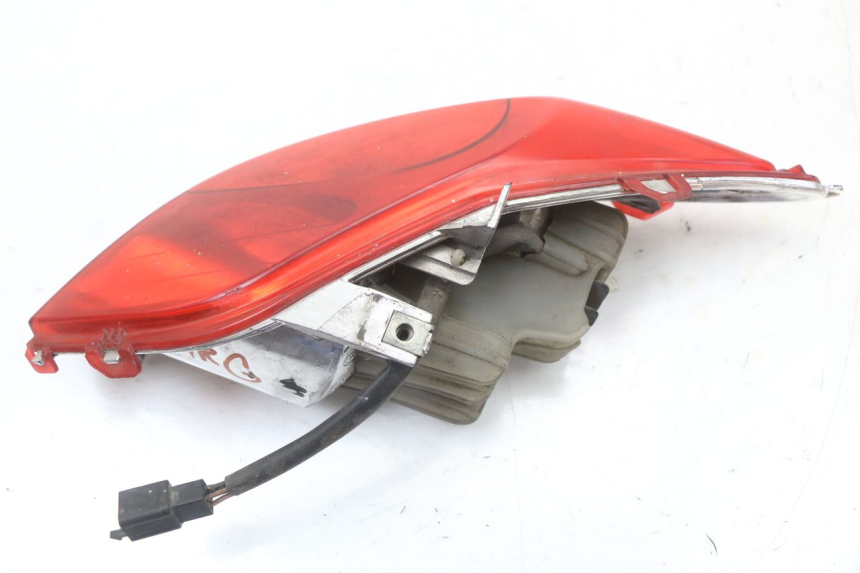 photo de LEFT REAR LIGHT YAMAHA X-MAX XMAX 125 (2010 - 2014)