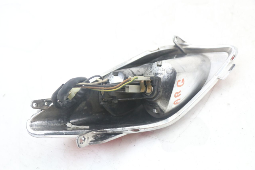 photo de LEFT REAR LIGHT YAMAHA XMAX X-MAX 125 (2006 - 2009)