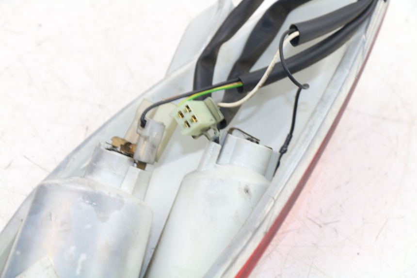 photo de LEFT REAR LIGHT YAMAHA XMAX X-MAX 125 (2006 - 2009)