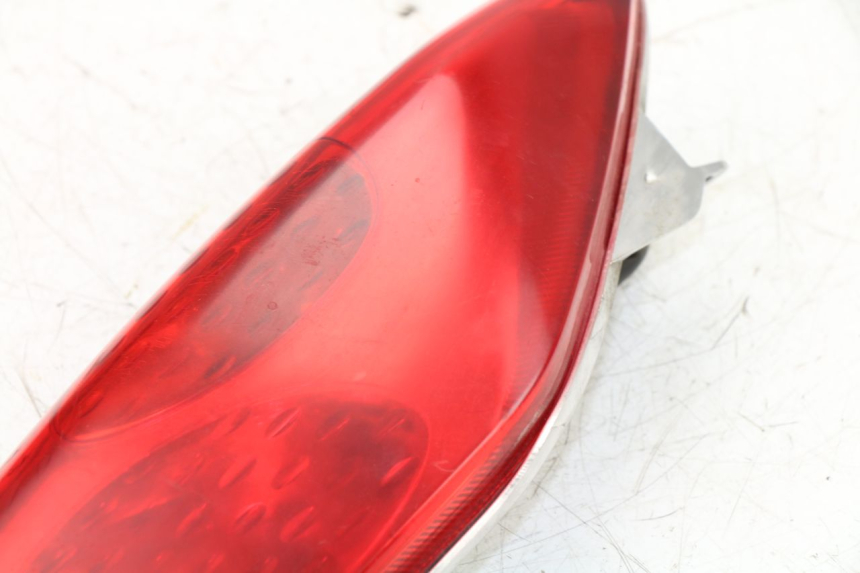 photo de LEFT REAR LIGHT YAMAHA XMAX X-MAX 125 (2006 - 2009)