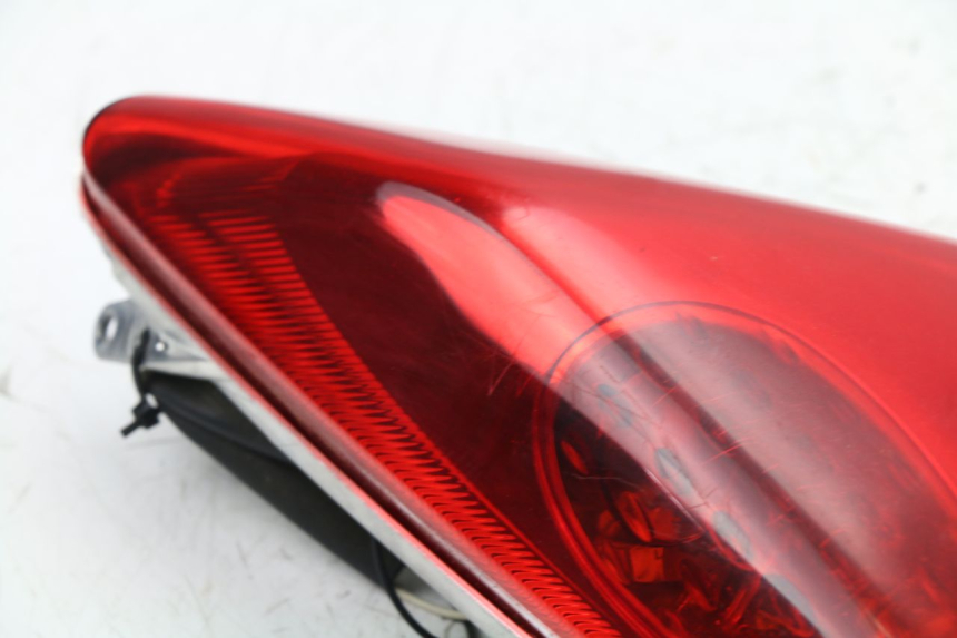 photo de LEFT REAR LIGHT YAMAHA XMAX X-MAX 125 (2006 - 2009)