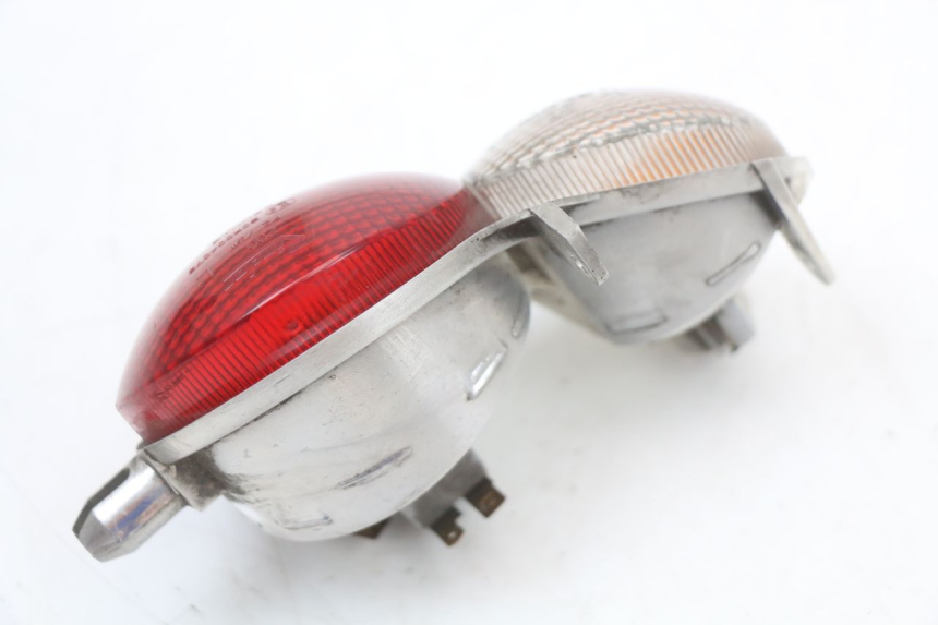 photo de LEFT TAIL LIGHT YAMAHA YP MAJESTY 125 (2002 - 2006)