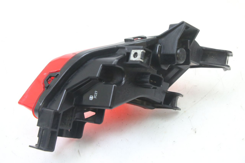 photo de LEFT TAIL LIGHT YAMAHA YP T-MAX TMAX 530 (2017 - 2020)