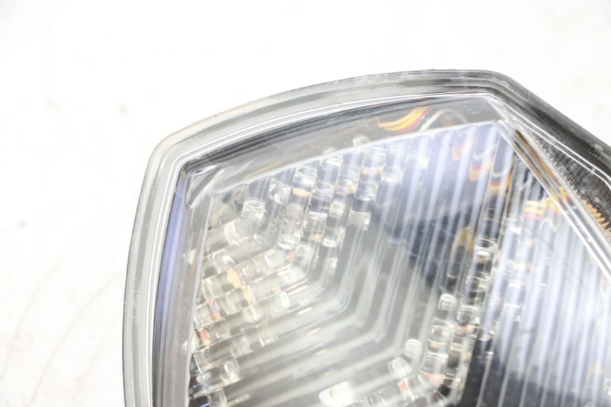 photo de TAIL LIGHT SUZUKI GSXR GSX-R 1000 (2003 - 2004) - Additional view of the item