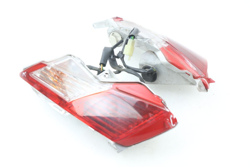 photo de TAIL LIGHT HONDA FES PANTHEON 125 (2003 - 2007)