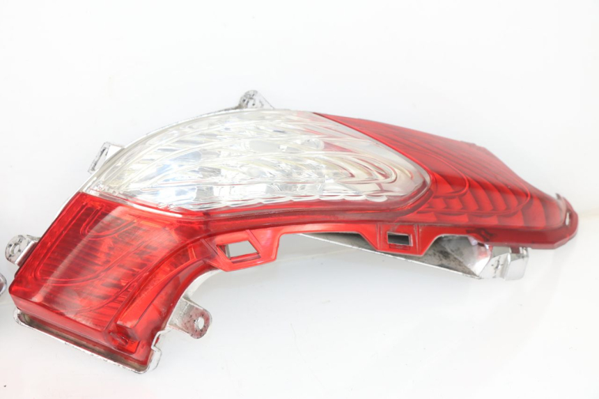 photo de REAR LIGHT HONDA FES S-WING SWING ABS 125 (2007 - 2015)