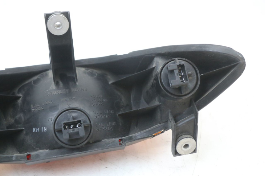 photo de REAR LIGHT HONDA NTV DEAUVILLE 650 (1998 - 2001)