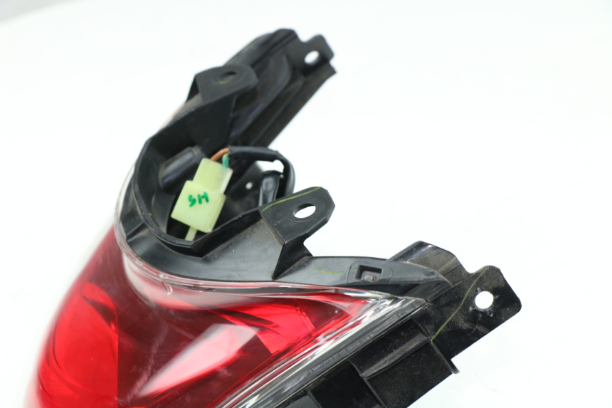 photo de REAR LIGHT HONDA PCX (JF47) 125 (2012 - 2013)