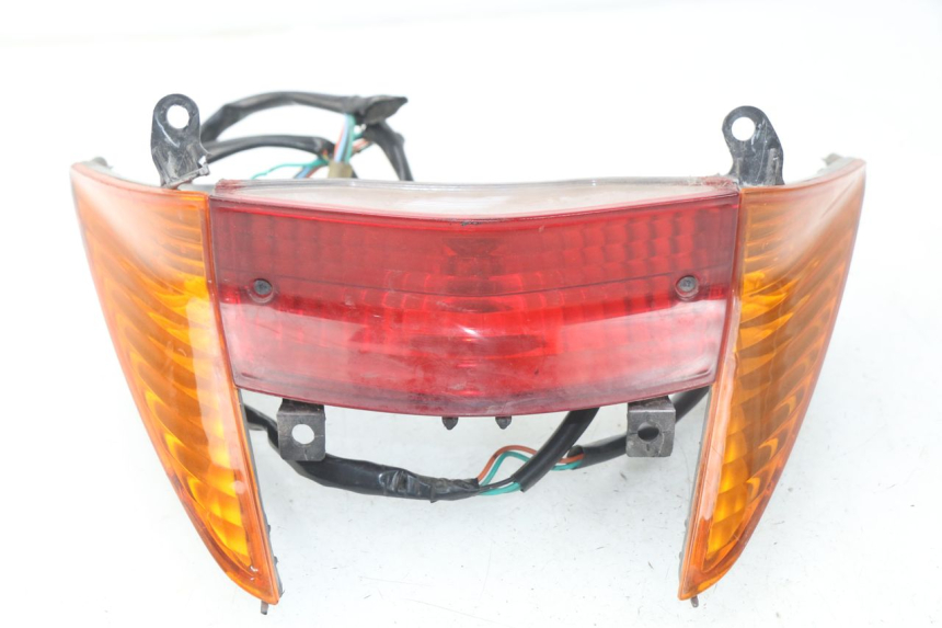 photo de REAR LIGHT HONDA SCV LEAD 100 (2003 - 2007)