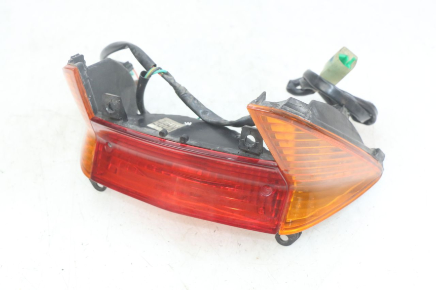 photo de REAR LIGHT HONDA SCV LEAD 100 (2003 - 2007)