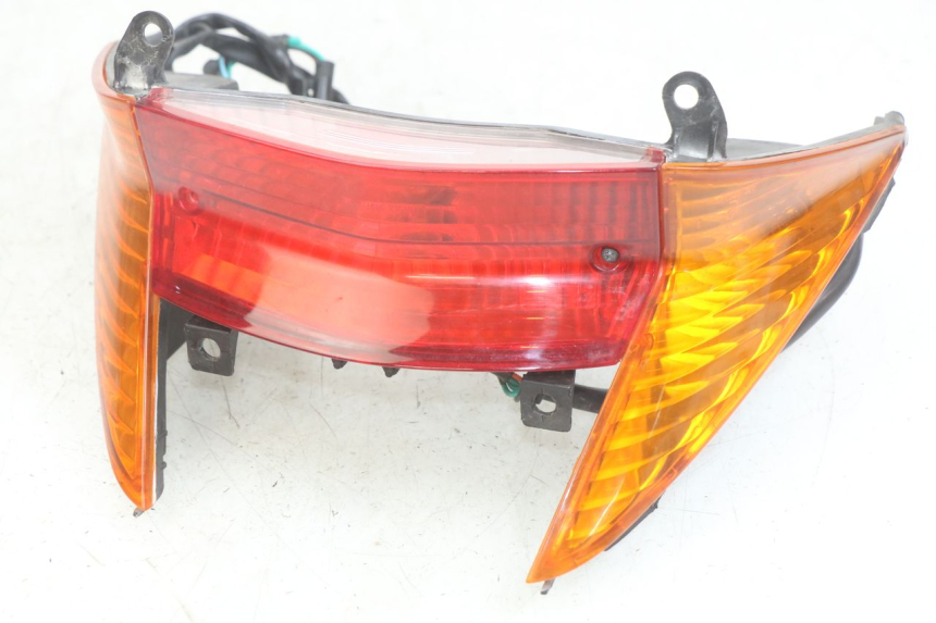 photo de REAR LIGHT HONDA SCV LEAD 100 (2003 - 2007)