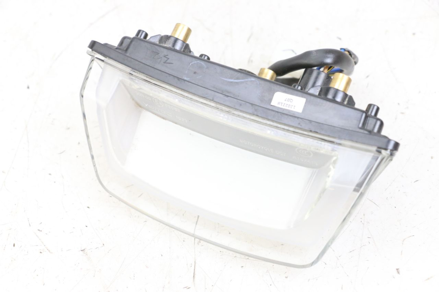 photo de TAIL LIGHT HUSQVARNA SVARTPILEN 401 (2018 - 2023)