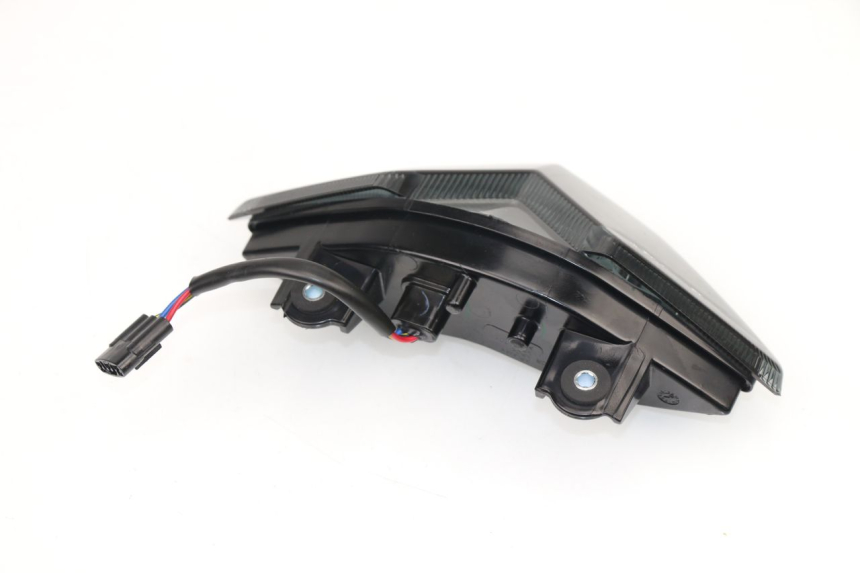photo de REAR LIGHT KAWASAKI VERSYS ABS 650 (2015 - 2018) - Fixing points details