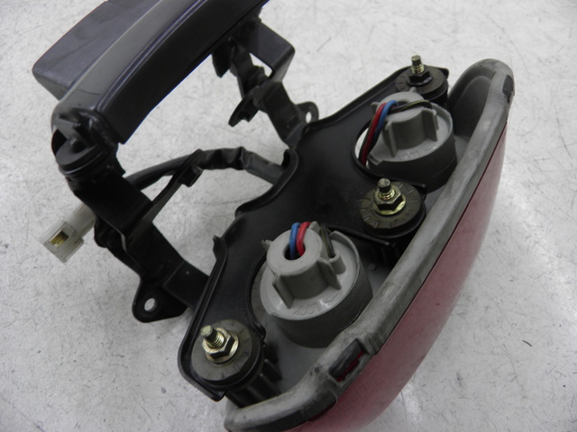 photo de REAR LIGHT KAWASAKI ZZR 600 (1995 - 2004)