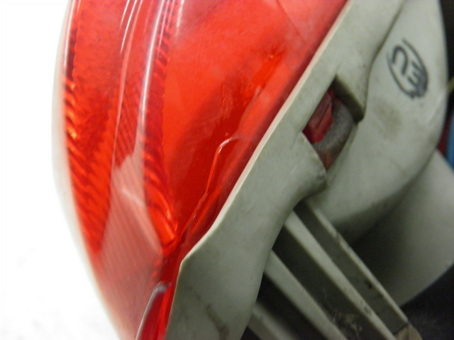photo de REAR LIGHT KAWASAKI ZZR 600 (1995 - 2004)