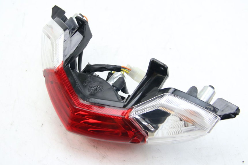 photo de TAIL LIGHT PEUGEOT KISBEE 2T 50 (2018 - 2022)