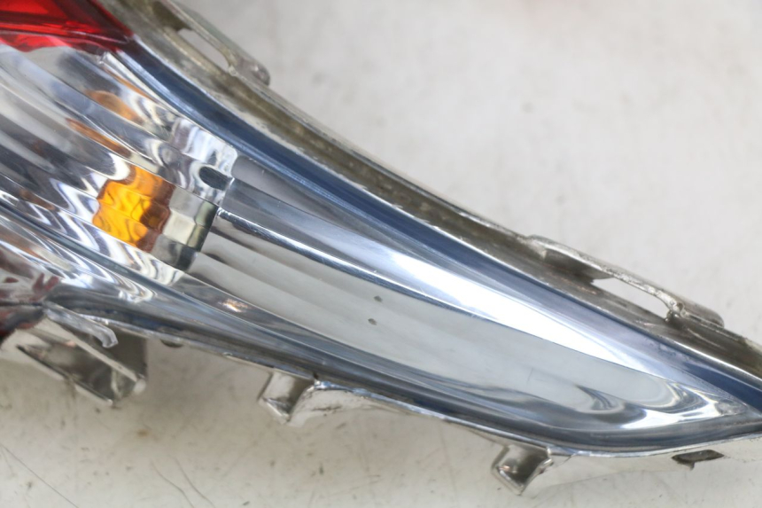 photo de REAR LIGHT KYMCO AGILITY 16+ 4T 50 (2018 - 2023)