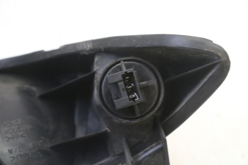 photo de TAIL LIGHT HONDA NTV DEAUVILLE 650 (2001 - 2006)