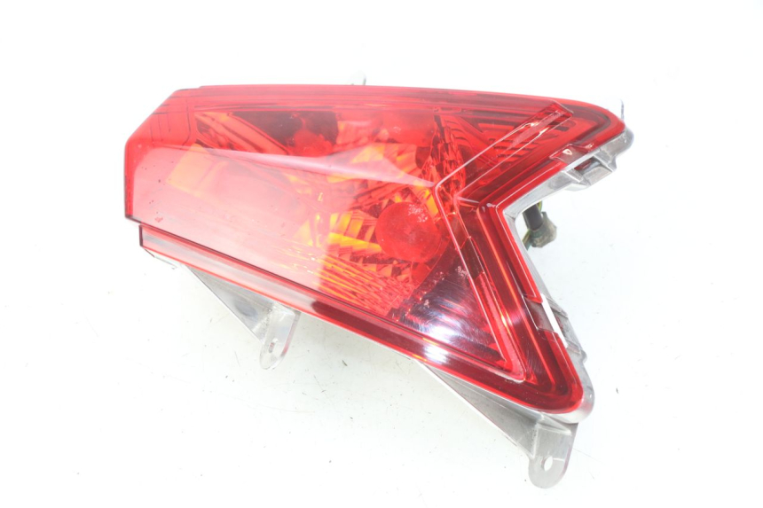 photo de REAR LIGHT PEUGEOT GEOPOLIS 400 (2007 - 2013)