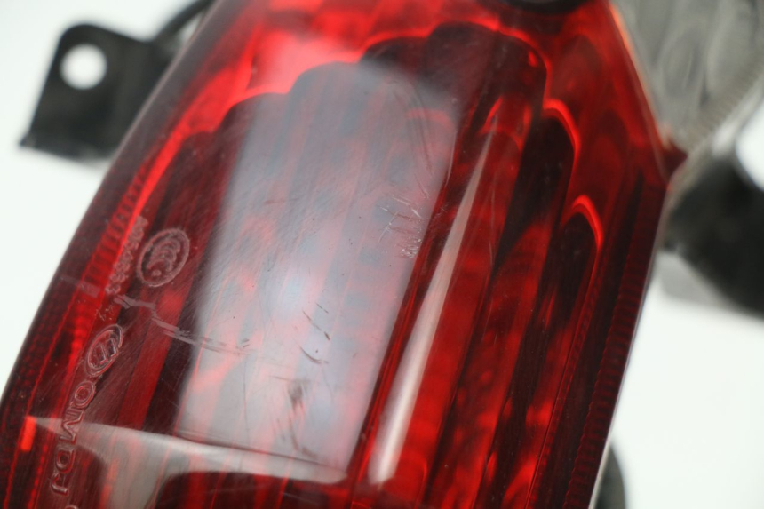 photo de REAR LIGHT PEUGEOT KISBEE 4T 50 (2010 - 2017)