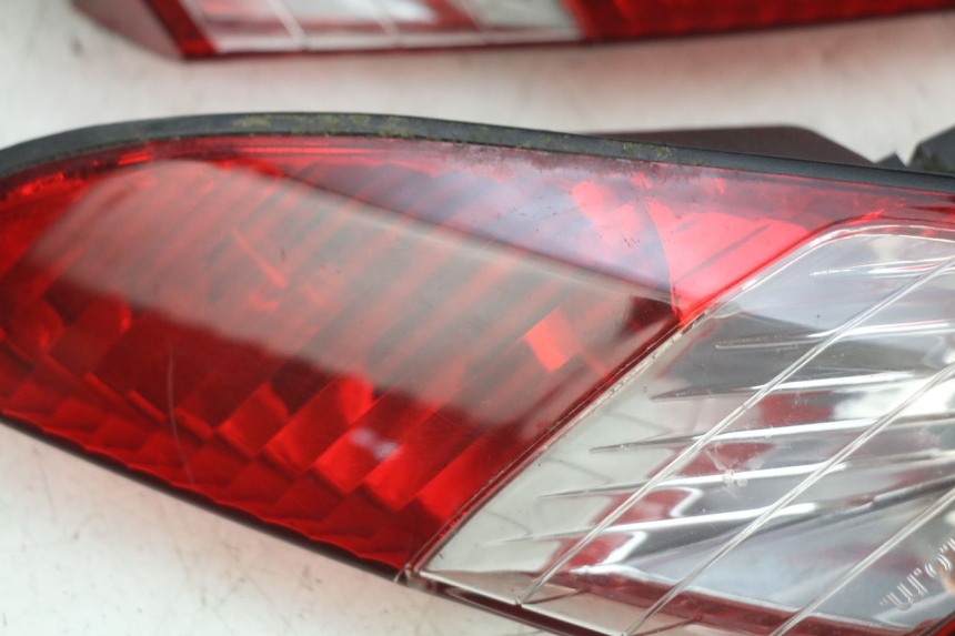 photo de REAR LIGHT PEUGEOT SATELIS 125 (2006 - 2009)