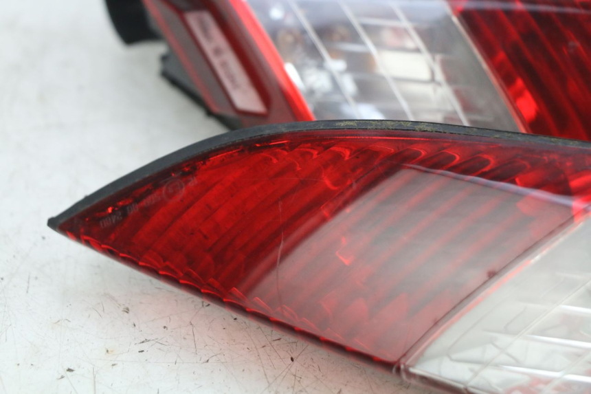 photo de REAR LIGHT PEUGEOT SATELIS 125 (2006 - 2009)