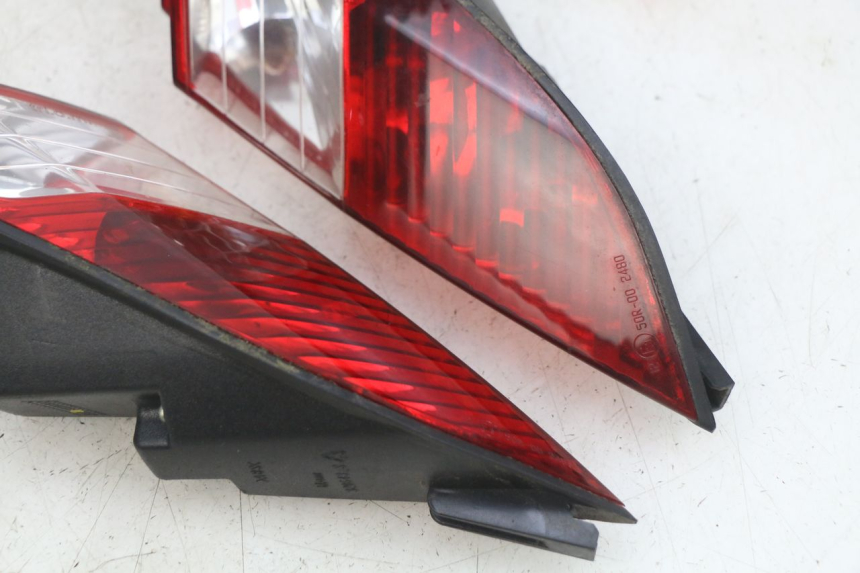 photo de REAR LIGHT PEUGEOT SATELIS 125 (2006 - 2009)