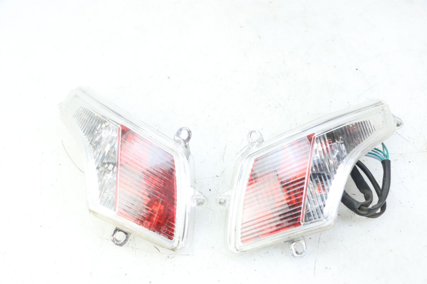 photo de TAIL LIGHT PEUGEOT VIVACITY 125 (2010 - 2017)