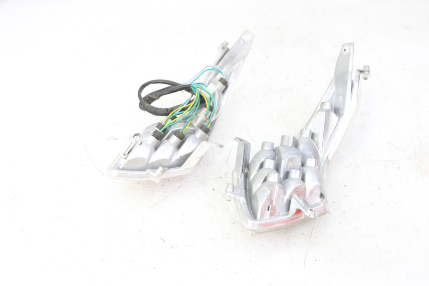 photo de TAIL LIGHT PEUGEOT VIVACITY 125 (2010 - 2017)