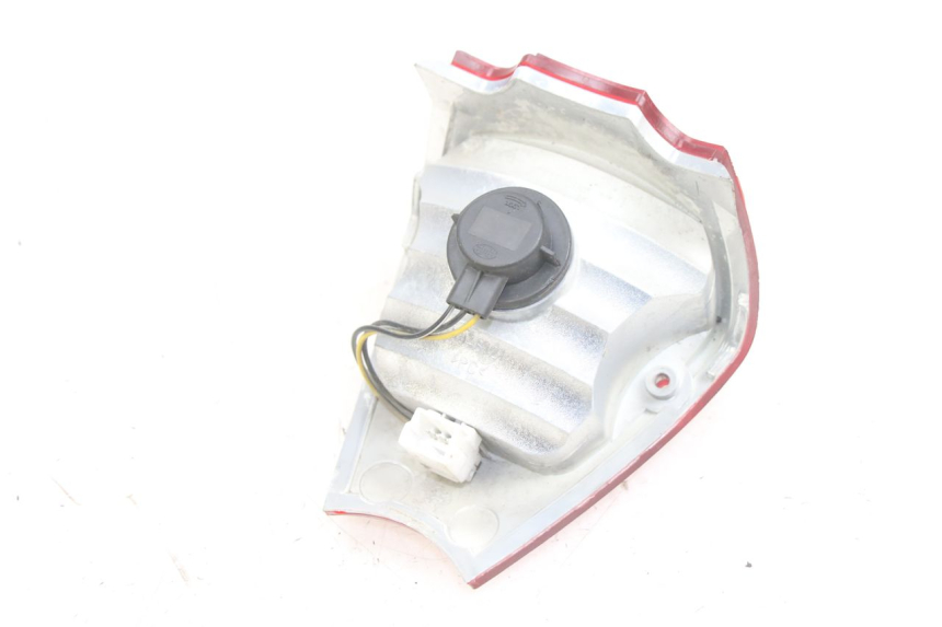 photo de REAR LIGHT PIAGGIO FLY 125 (2005 - 2012)