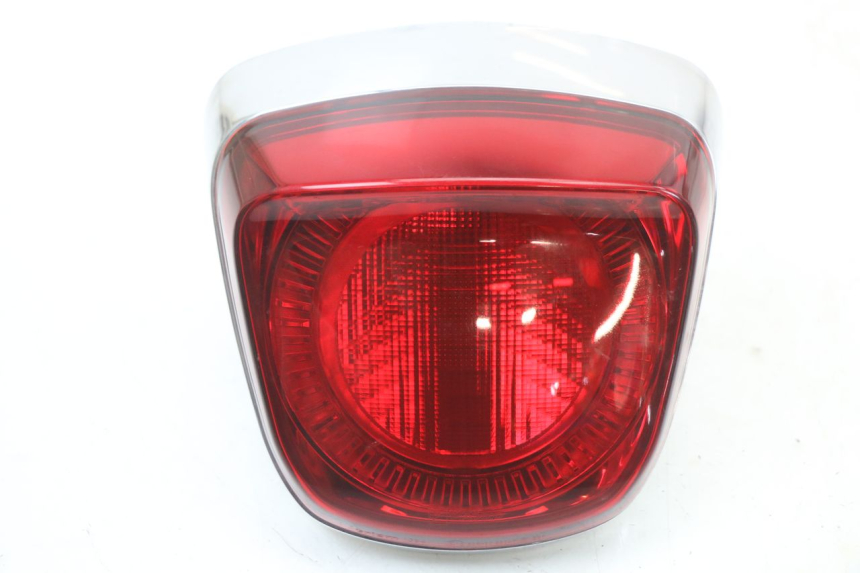 photo de TAIL LIGHT PIAGGIO VESPA PRIMAVERA 4T 50 (2021 - 2024)