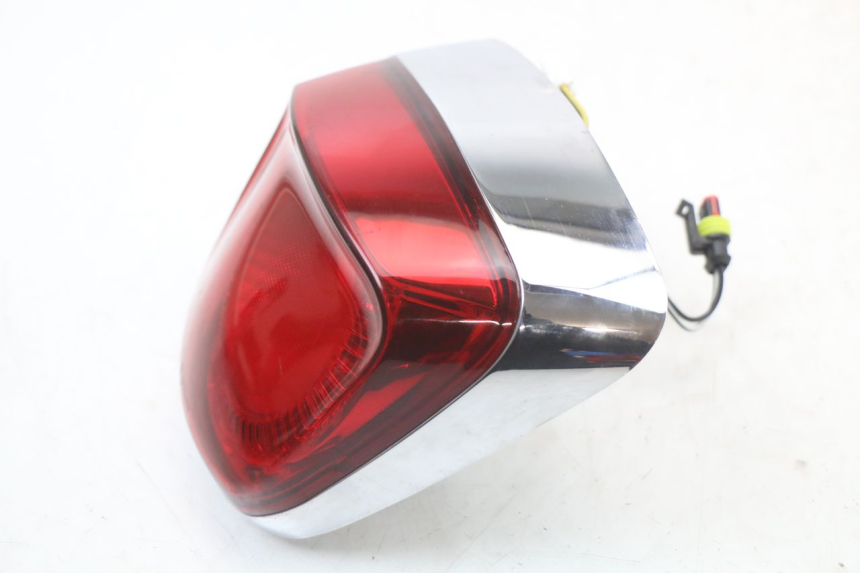 photo de TAIL LIGHT PIAGGIO VESPA PRIMAVERA 4T 50 (2021 - 2024)