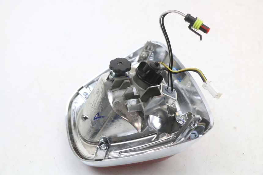 photo de TAIL LIGHT PIAGGIO VESPA PRIMAVERA 4T 50 (2021 - 2024)